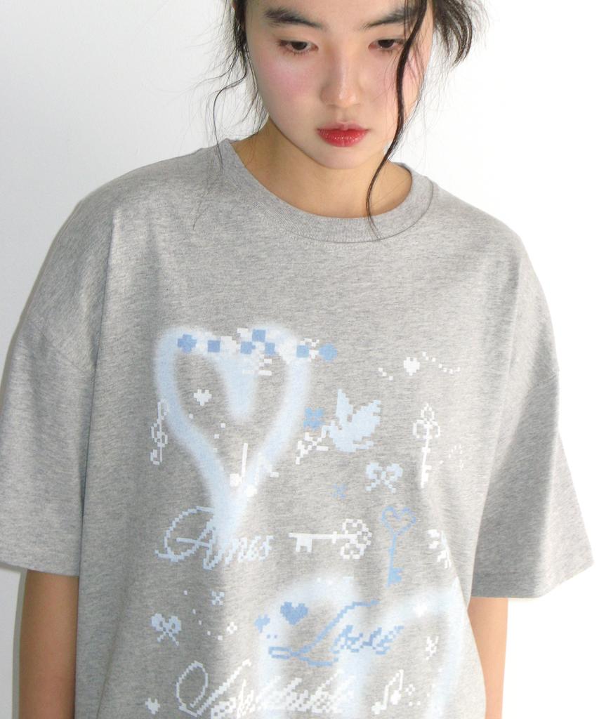 AMES-WORLDWIDE Heart Pixel Art Tee Gray