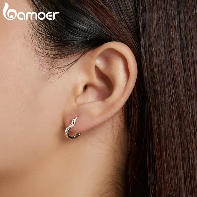 BAMOER 925 Silver Small Hoop Earrings Heart Shaped 14k Gold Plated Huggie Earrings for Women Wedding Fashion Jewelry