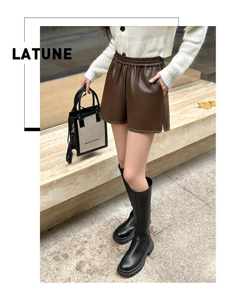 Черные шорты А-силуэта из искусственной кожи с высокой талией для женщин - Осенне-зимний стиль