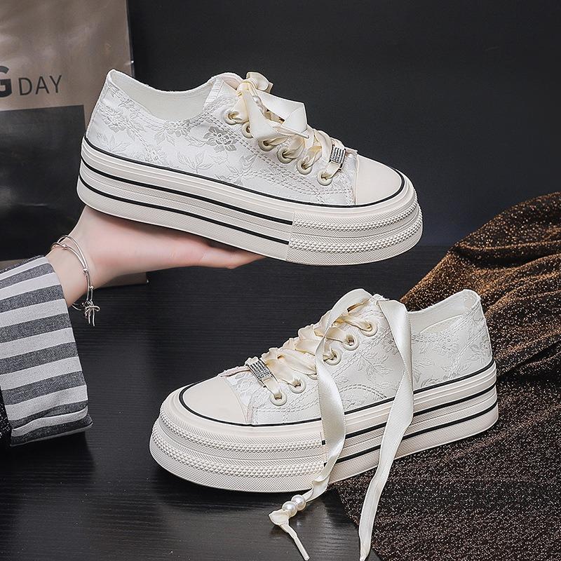 Spring New Platform Canvas Shoes Women's Versatile Casual Women's Shoes Fashion Lace-up Board Shoes