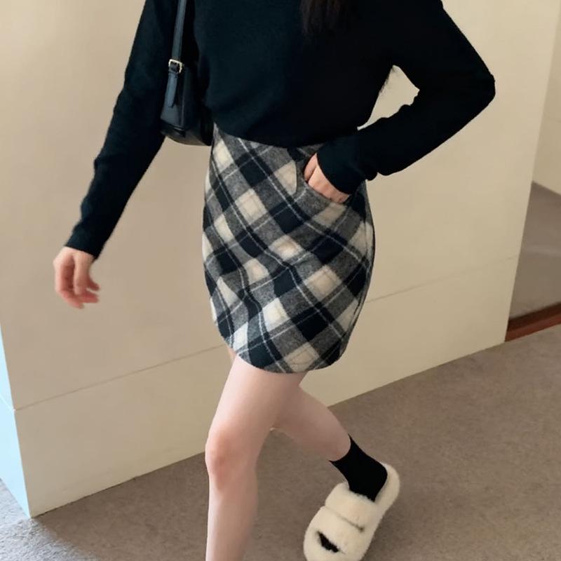 

Women s Blue Plaid Woolen A-Line Skirt - Hip-Hugging Petite Style for Autumn/Winter 2025 XL (138-154 lbs) чёрный