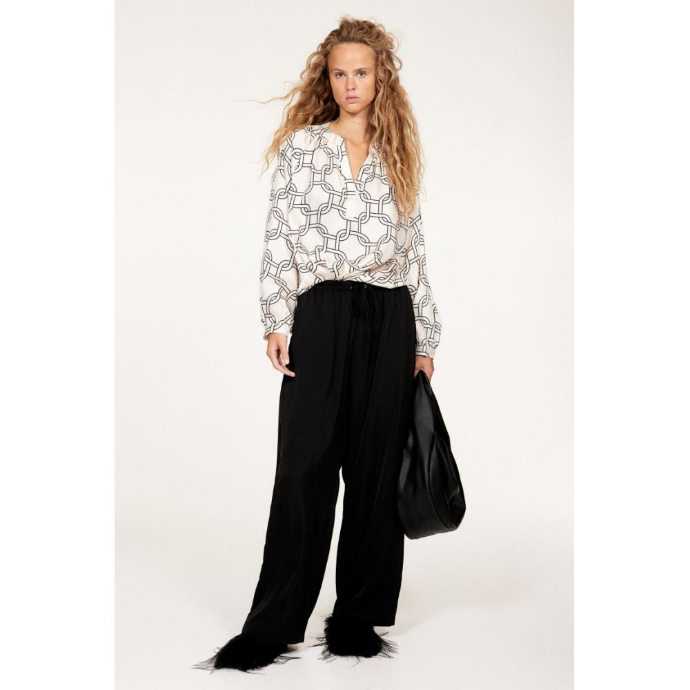 

Широкие брюки без застежки HM, черные