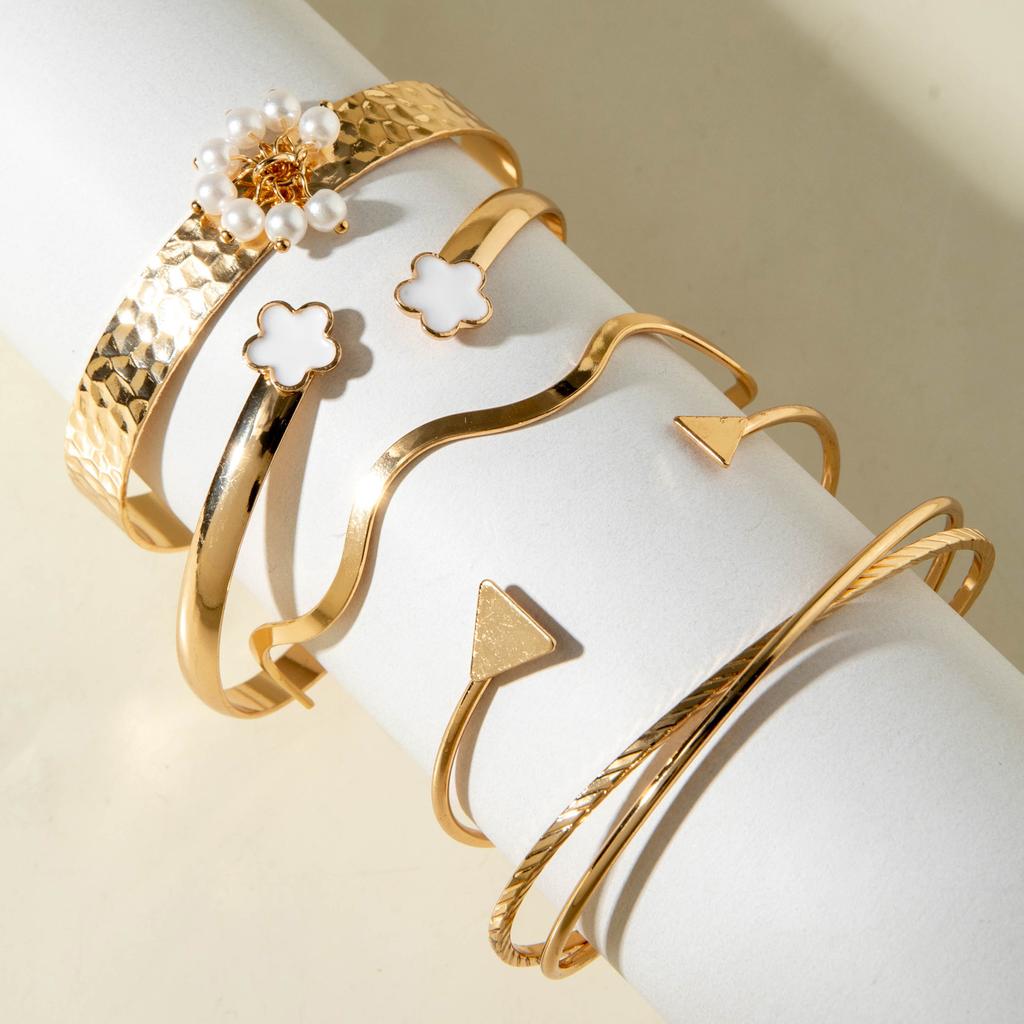 Geometric pleated metal bracelet light luxury bracelet multi-layer stacked bracelet women