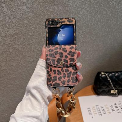 Kartenetui mit Leopardenmuster-Lederdruck, geeignet für das faltbare Samsung ZFlip6-Handy, geeignet für das zflip5-Kartenetui, Armband-Schutzhülle.