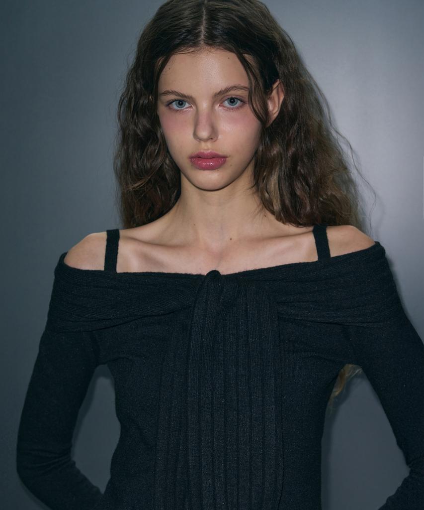 Ledeoli Soft Muffler Off-Shoulder Knit [Melange]