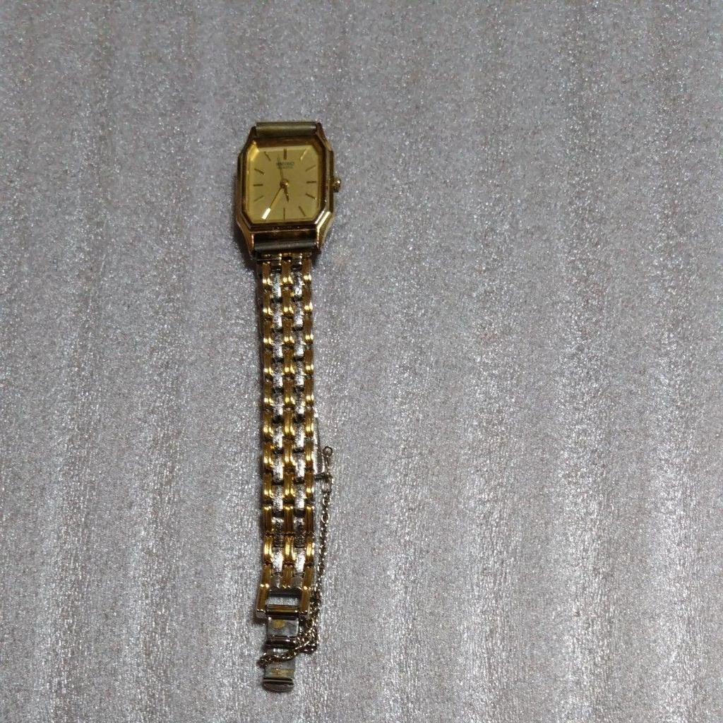 Used SEIKO QUARTZ Seiko Quartz Ladies Watch Gold Square
