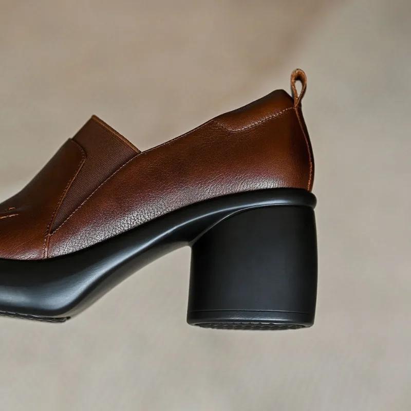 Mote Nye Kvinner Høye Hæler Svart Skinn Slip-on Høst Pumps Designer Mote Fottøy Kvinners Retro Plattform Blokkhæler mary jane