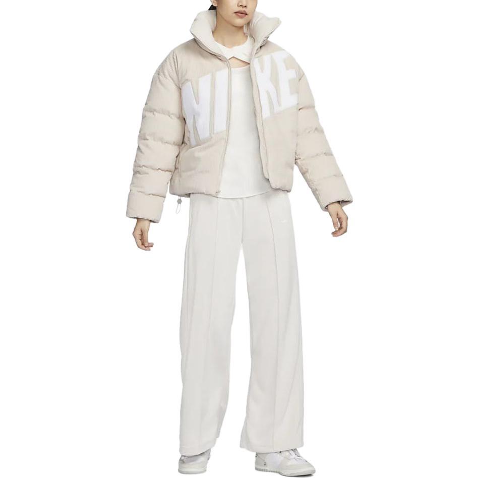 Nike Giacca Piumino Casual Ampia in Velluto a Coste con Colletto alla Coreana Essenziale da Donna Giacche Rosso Chiaro Marrone Legno FD8214-104
