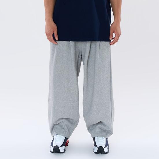 Свитшот с водолазкой и широкие брюки-бананы, 2 цвета L чёрный