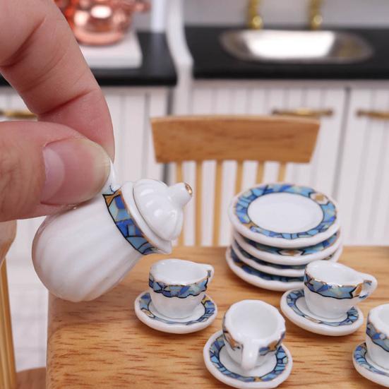1 Satz 1:12 Puppenhaus Teekanne Realistische Ton Miniatur Teetasse mit Untertasse Modell Spielhaus Spielzeug Szenenrequisite