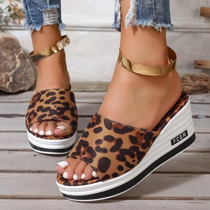 Fashion Women's Fashion Slope Heel Sandals Summer New Round Head Open Toe Leopard Suede Thick Soles Anti-slip Wear-resistant High Heels