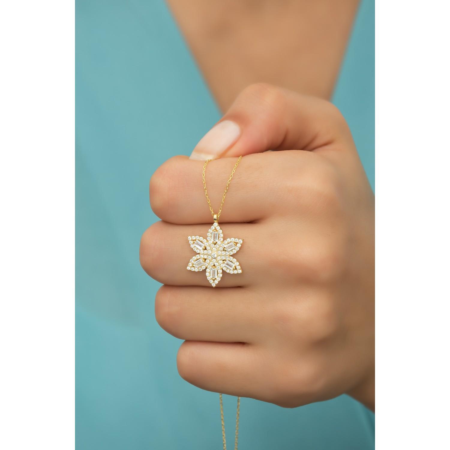 

Ожерелье с каменным цветком из стерлингового серебра 925 пробы с золотым багетом