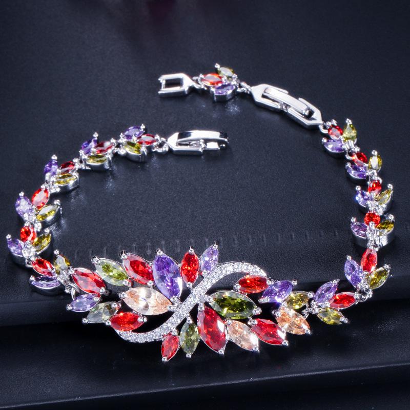 Bingling Flower Temperament Zircon Bracelet, Full Diamond Inlaid Jewelry, Multi-Color.