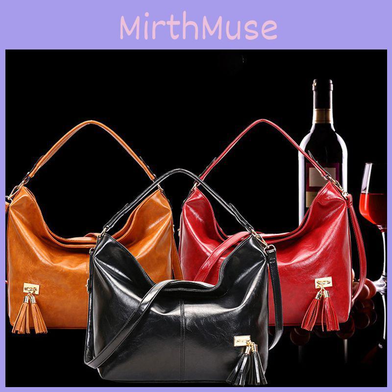 Fashion-forward Women Pu Bucket Bag With Beautiful Tassels For Everyday Carry