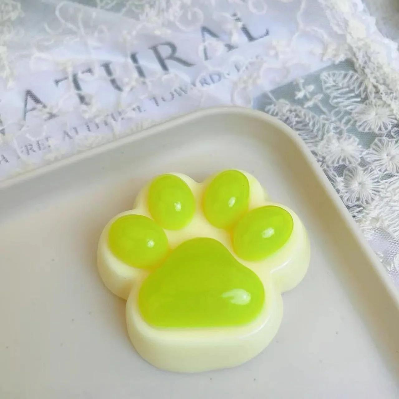 Discover Intime Giant Adorable Creative Cement Cat Paw Pinch Leisurely Back Decompression Squeeze Toy Children's Gift Xmas Present