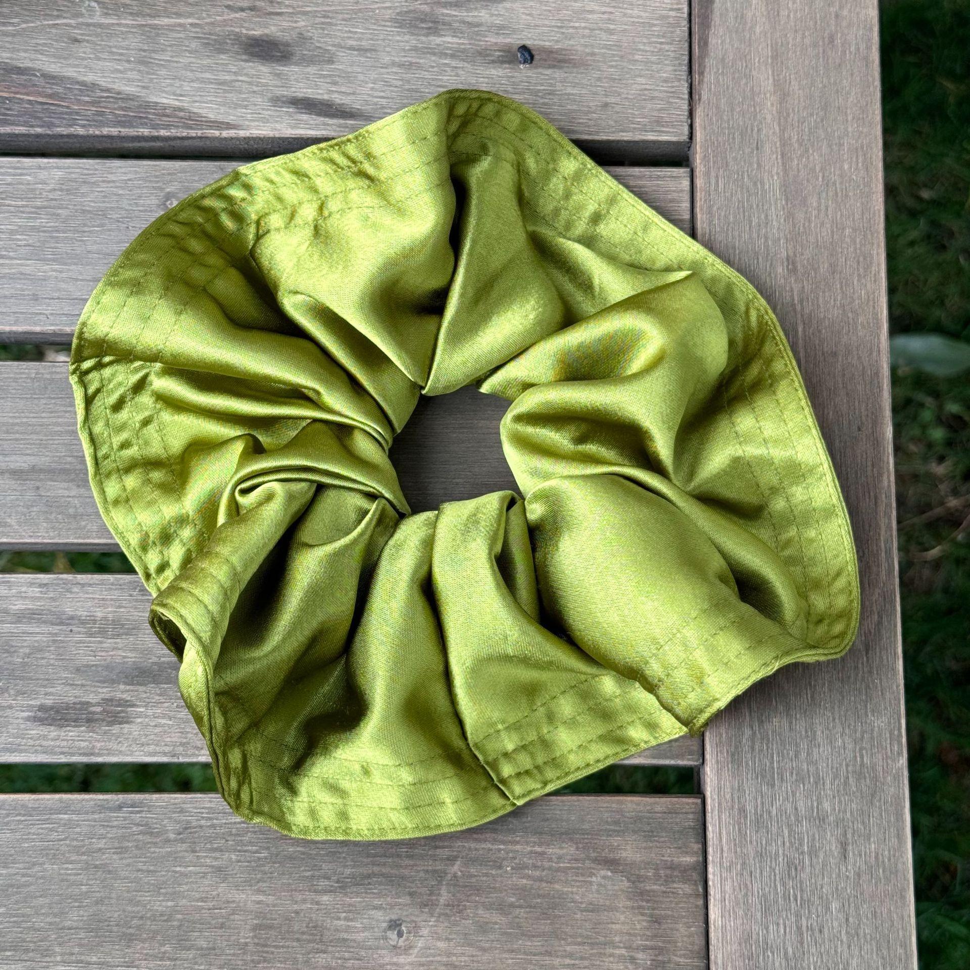 

Большие резинки-скранчи для волос для женщин, для девочек, резинка, корейские эластичные, головной убор, винтажные, новые, подарок, k-pop, для взрослых, ведущая мода