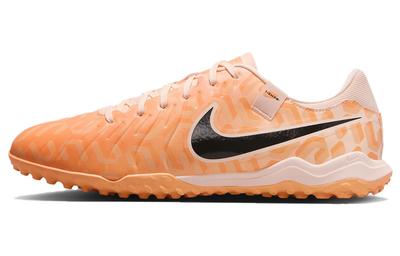 Spezielle Sportschuhe – Fußballschuhe