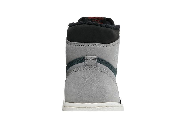 Men's Sneakers Nike Jordan 1 Retro High Element Gore-Tex Black Particle Grey