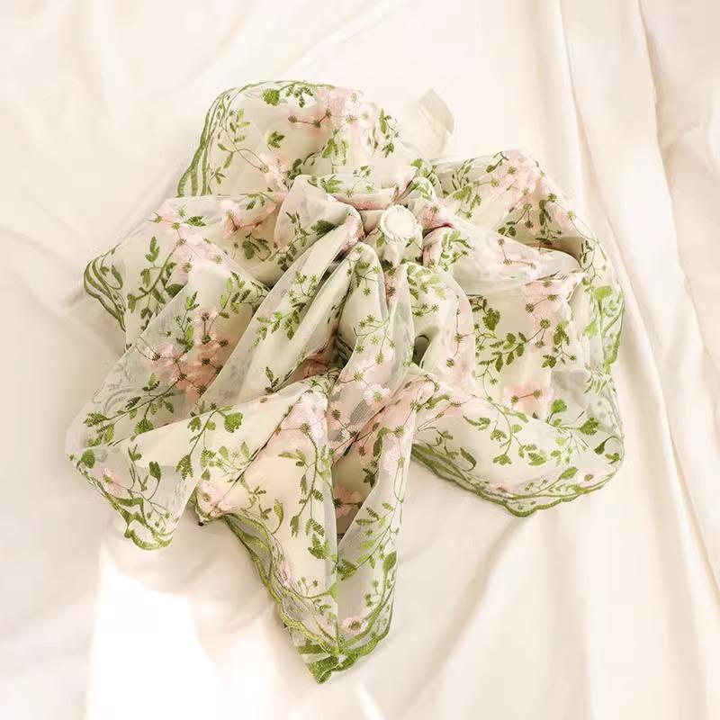 Double Layered Mini Five Fold Umbrella Embroidered with Flowers Black Glue Sun Protection UV Protection Rain Sunny Dual-purpose Sun Umbrella