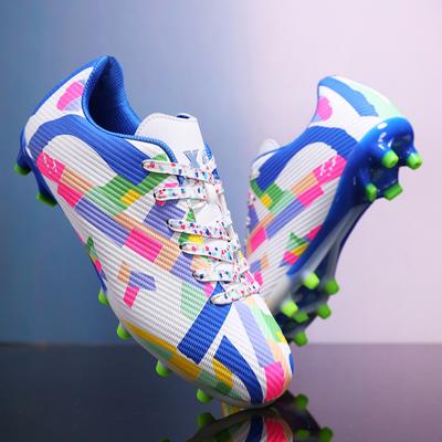 Fashion Men Football Boots Society Children Grass Training TF/FG Non Slip Soccer Shoes High Quality Sneakers Professional Football Shoes