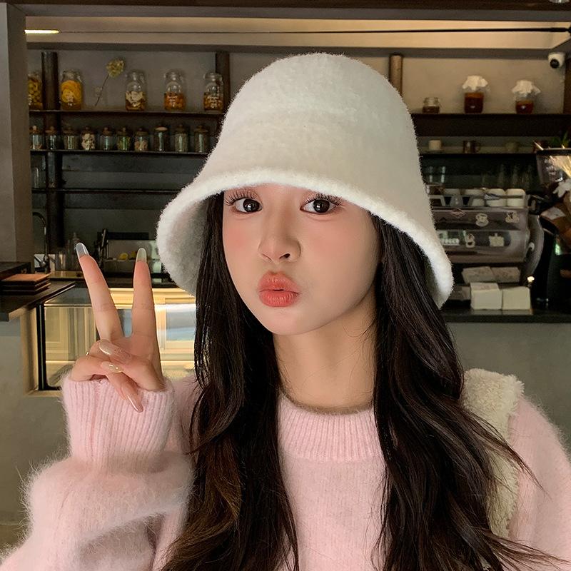 New hat women's autumn and winter wide-brimmed versatile knitted cold hat showing a small face, warm and cold-proof woolen bucket hat