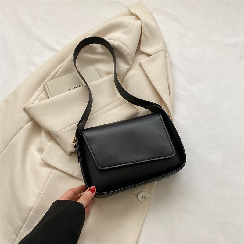 Stylish Minimalist Small Square Handbag For Women In Trendy Colors Perfect For Casual Outfits