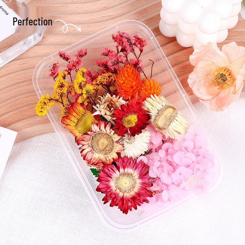 Eternal Dried Flower Photo Frame Decoration – Handmade Air-Dried Bouquet Ornament for March 8th