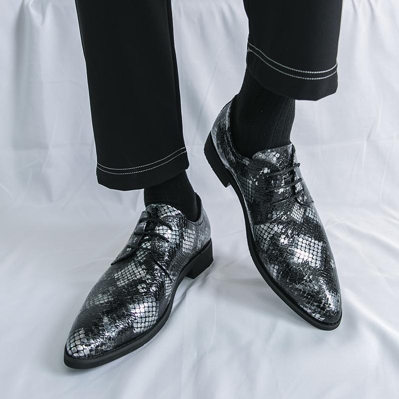 Fashion New Men's Pointed Snake Pattern Lace Up Leather Derby Shoes Gentleman Wedding Dress Formal Party Business Footwear