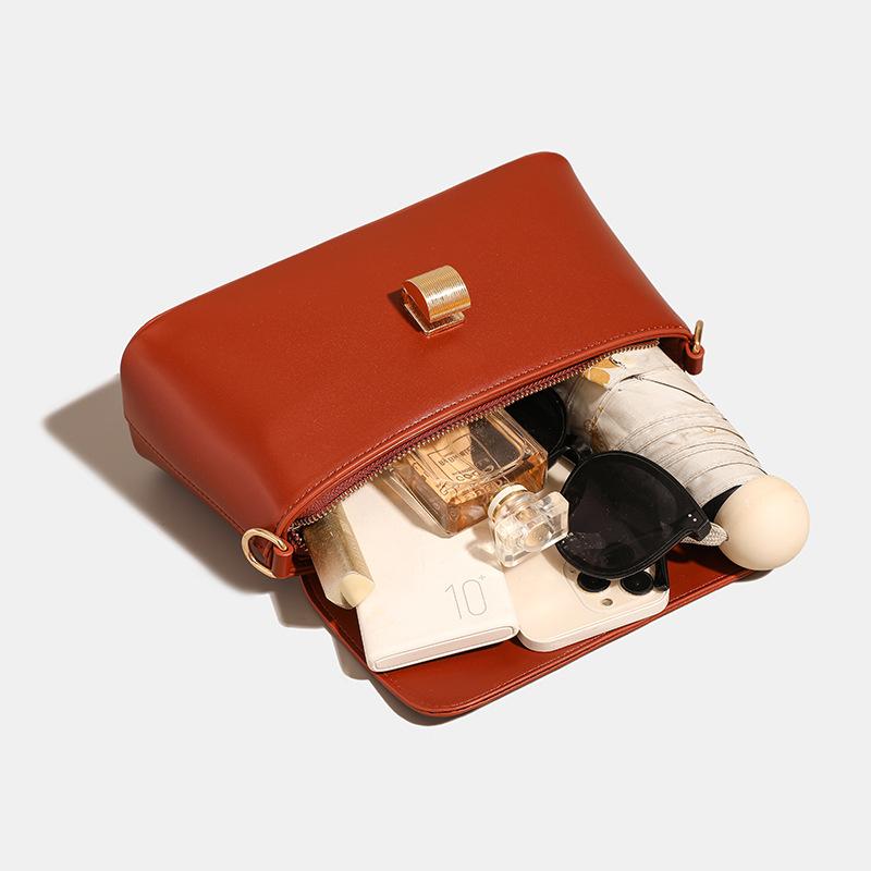 French Niche High End Bag for Women New Fashion Retro One Shoulder Underarm Bag Versatile Crossbody Bag