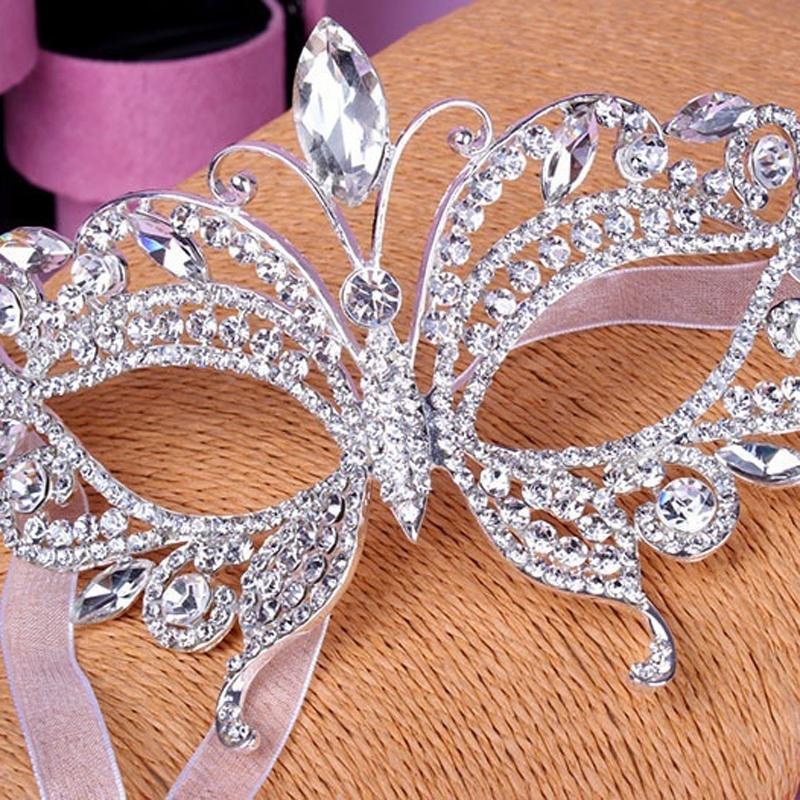 Black Rhinestone Crystals Half Mask Woman Halloween Costume Accessory Cat/'s Eyes