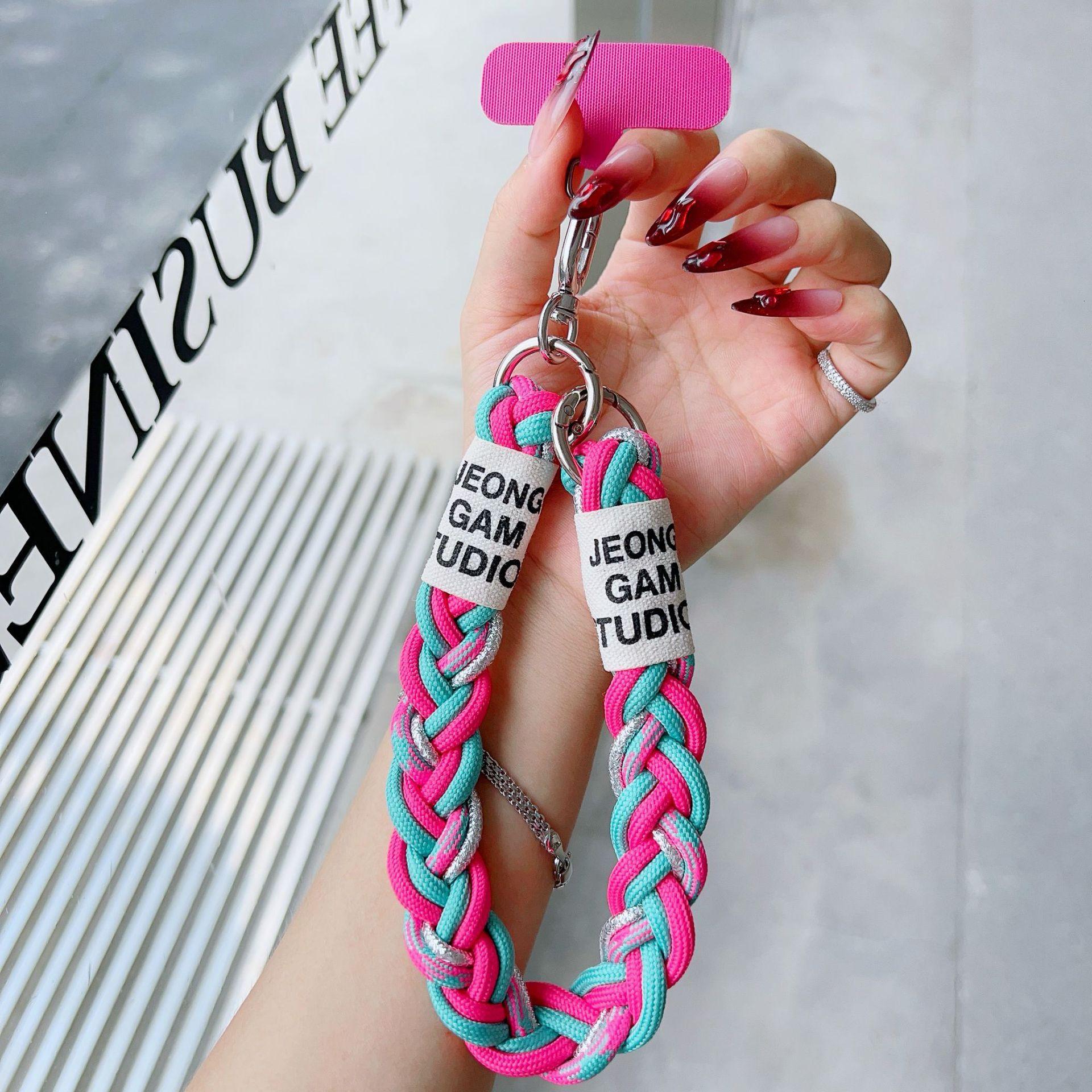 

Trendy New Silver Thread Phone Chain - Short Hand Versatile Universal, Sturdy Anti-Lost/Anti-Theft/Anti-Snatch Card-Friendly