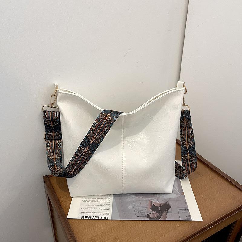 Wide Geometric Strap Shoulder Bag Large Capacity Crossbody Bags For Women Retro Pu Leather Women's Bag
