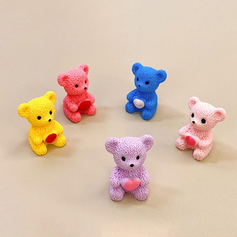1PC Sitting Bear Mini Craft Fairy Garden Ornament Resin Kawaii Love Bear Figurines Miniature Dollhouse Home Decoration