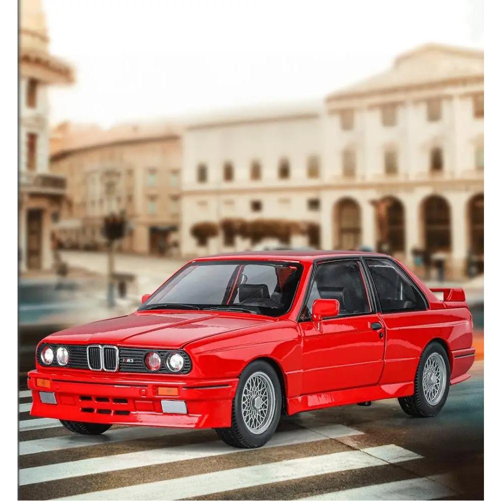 1/24 BMW M3 E30 IM Alloy Miniature Car Diecast Metal Model Collection Hobbies Birthday Present with Friend Decoration Classic Car GT