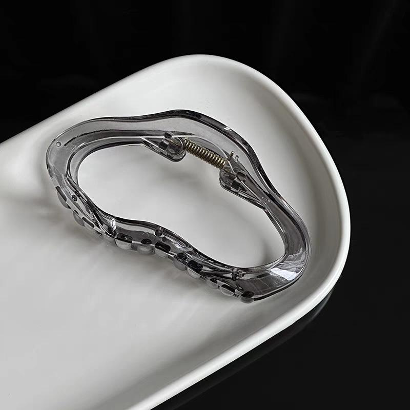 2025 Leopard Print High-End Large Shark Hair Clip for Women