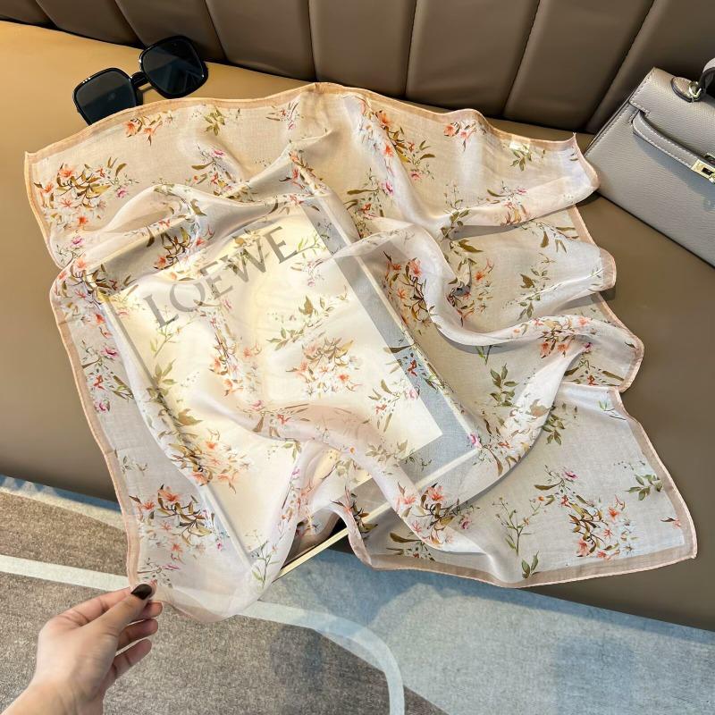 Spring and Summer New Thin Silk Chiffon Silk Scarf Women's Simple Atmospheric Polka Dot 100 Mulberry Silk Silk Scarf Breathable Scarf