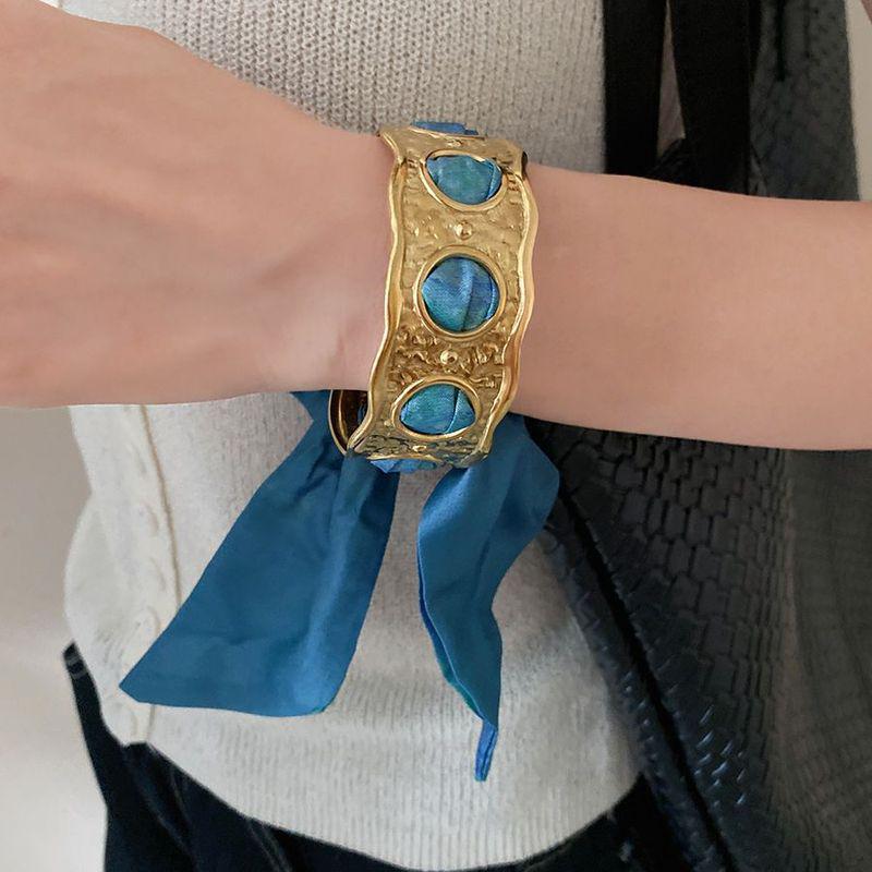 Minimalistyczna bransoletka z żywicy w kolorach gradientowych: Świeża, Słodka, Wszechstronna Bransoletka dla Kobiet