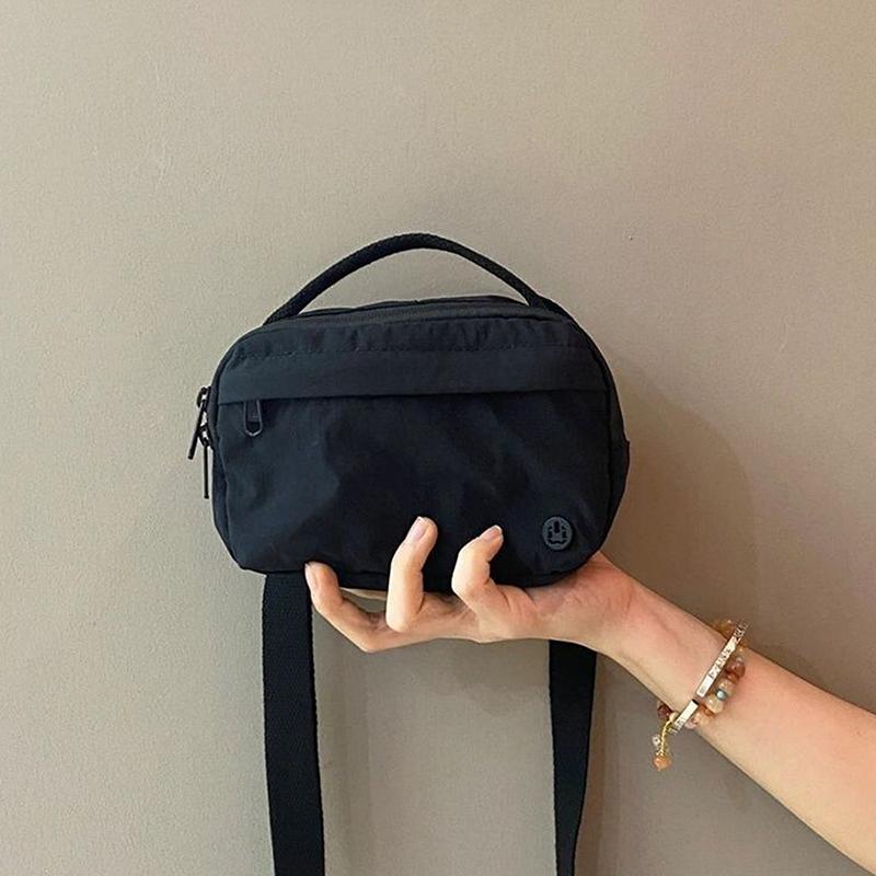 

Квадратная сумка из нейлона макаронс, легкая холщовая сумка, повседневная универсальная на плечо, сумка-мессенджер, сумка для мобильного телефона чёрный