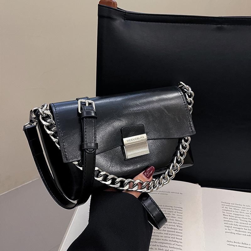 

Small bag women s new fashion versatile chain shoulder messenger bag casual small square bag