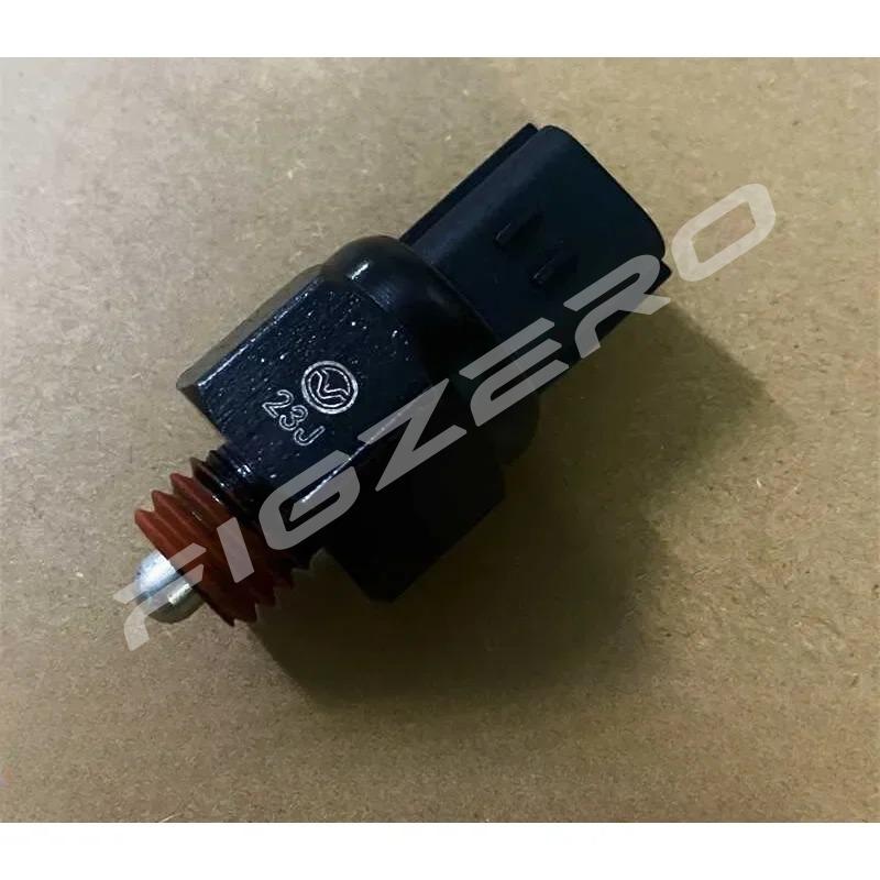 C00013833 Rear Bumper Reverse Light Switch Sensor for Maxus V80 Automobile Part