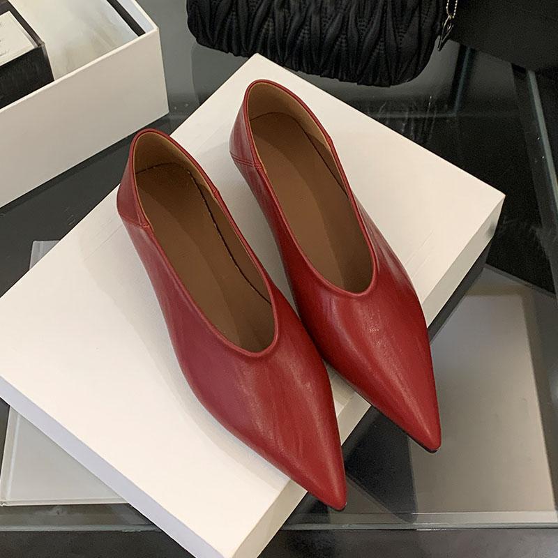 Fashion 2025 New Footwear Shallow Women Flats Slip On Shoes Soft Female Casual Fashion Pointed Toe Ladies Flats With Shoes Spring Autumn