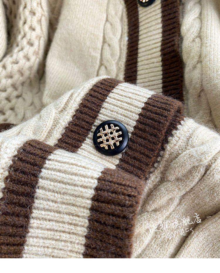 Dámský pletený kardigan střední délky v kolejním stylu - Kolekce Podzim/Zima 2025