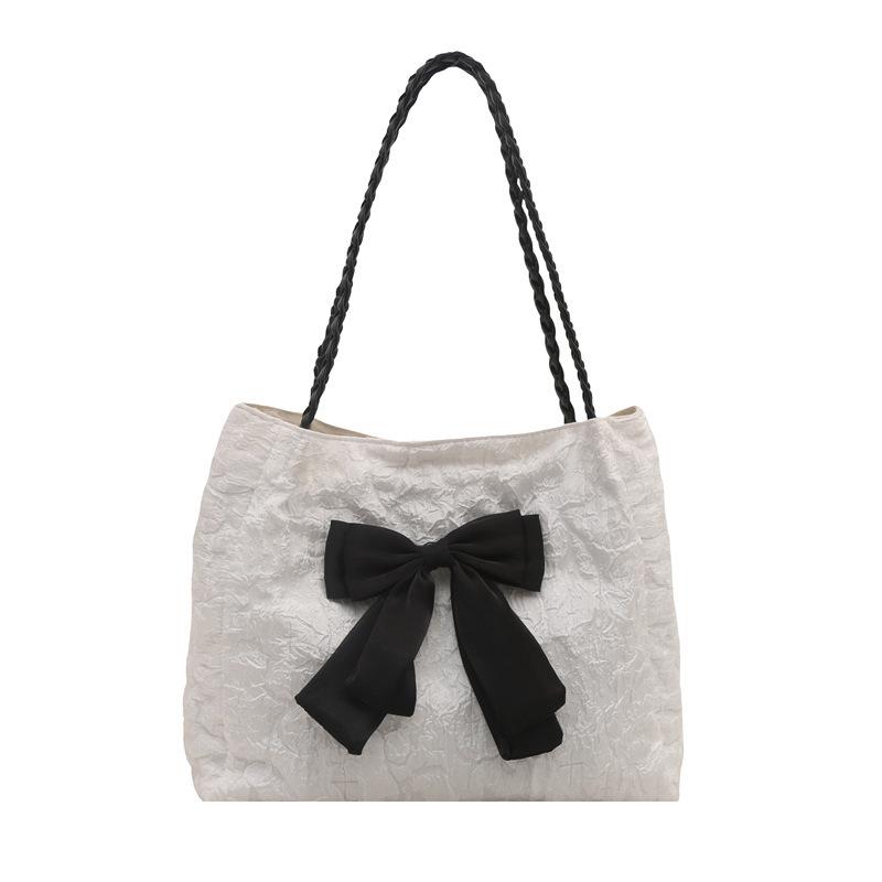 Bow Fashion Large Capacity Shoulder 2025 Summer New This Year Popular Leisure Bag Niche Design Tote Bag