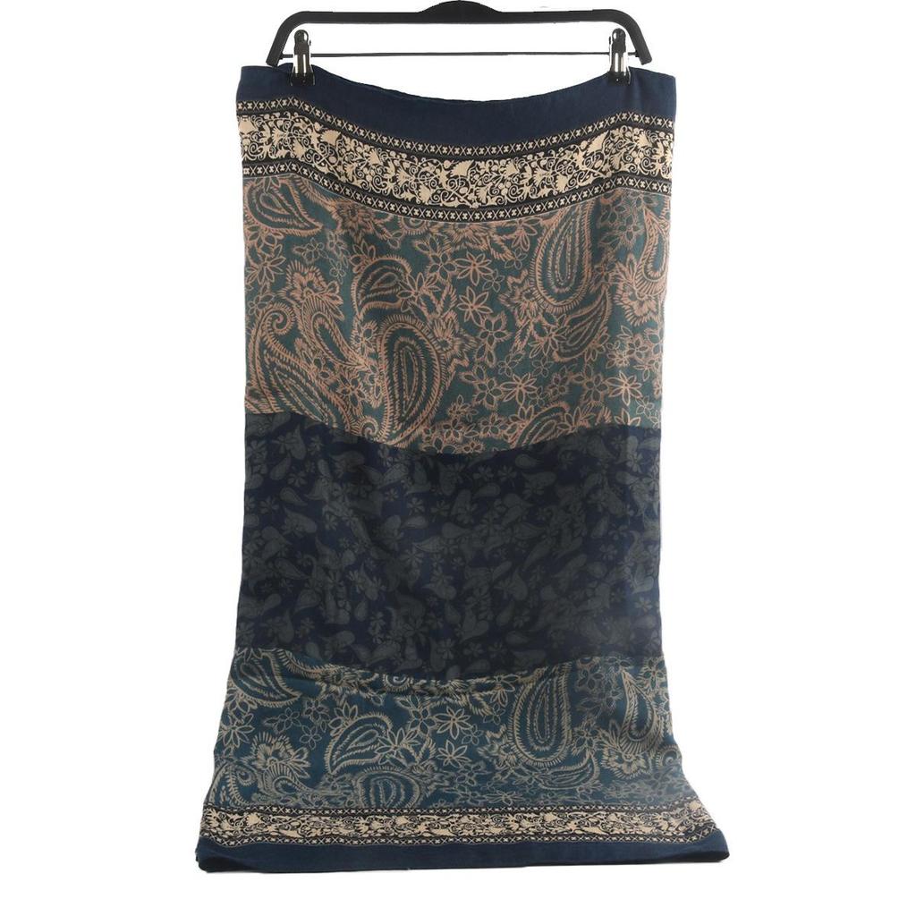 High-Quality Retro Paisley Satin Scarf for Women - Soft, Warm, and Comfortable for Autumn and Winter