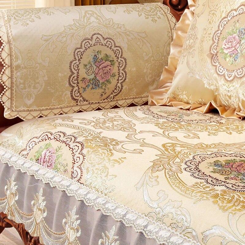 European Slipcover Jacquard Fabric Lace Edge Sofa Cover Living Room Anti-slip Sofa Cushion All-season Sofa Towel Home Decoration