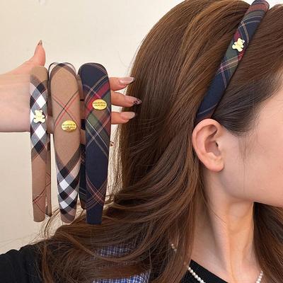 Diadema de Alta Gama Estilo Universitario 2024: Diseño de Otoño/Invierno Moderno y Versátil para Mujer