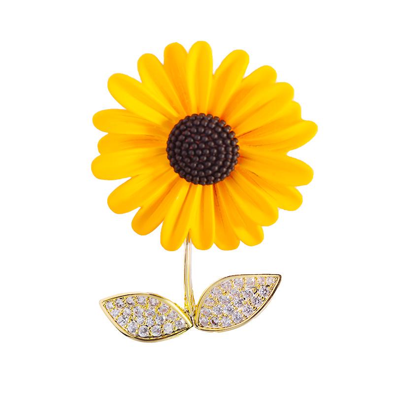 Japanese & Korean-Style Cute Sunflower Brooch Pin - Anti-Exposure, Fashionable, Creative Accessory for Women