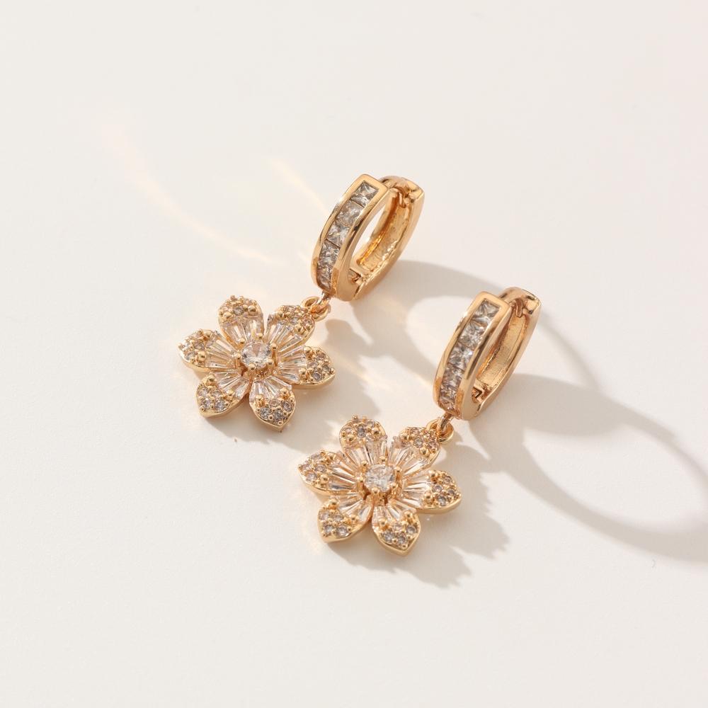 1 Pair Fashion Flowers Dangle Earrings for Women Cubic Zirconia Jewelry Daily Wedding Party Accessories