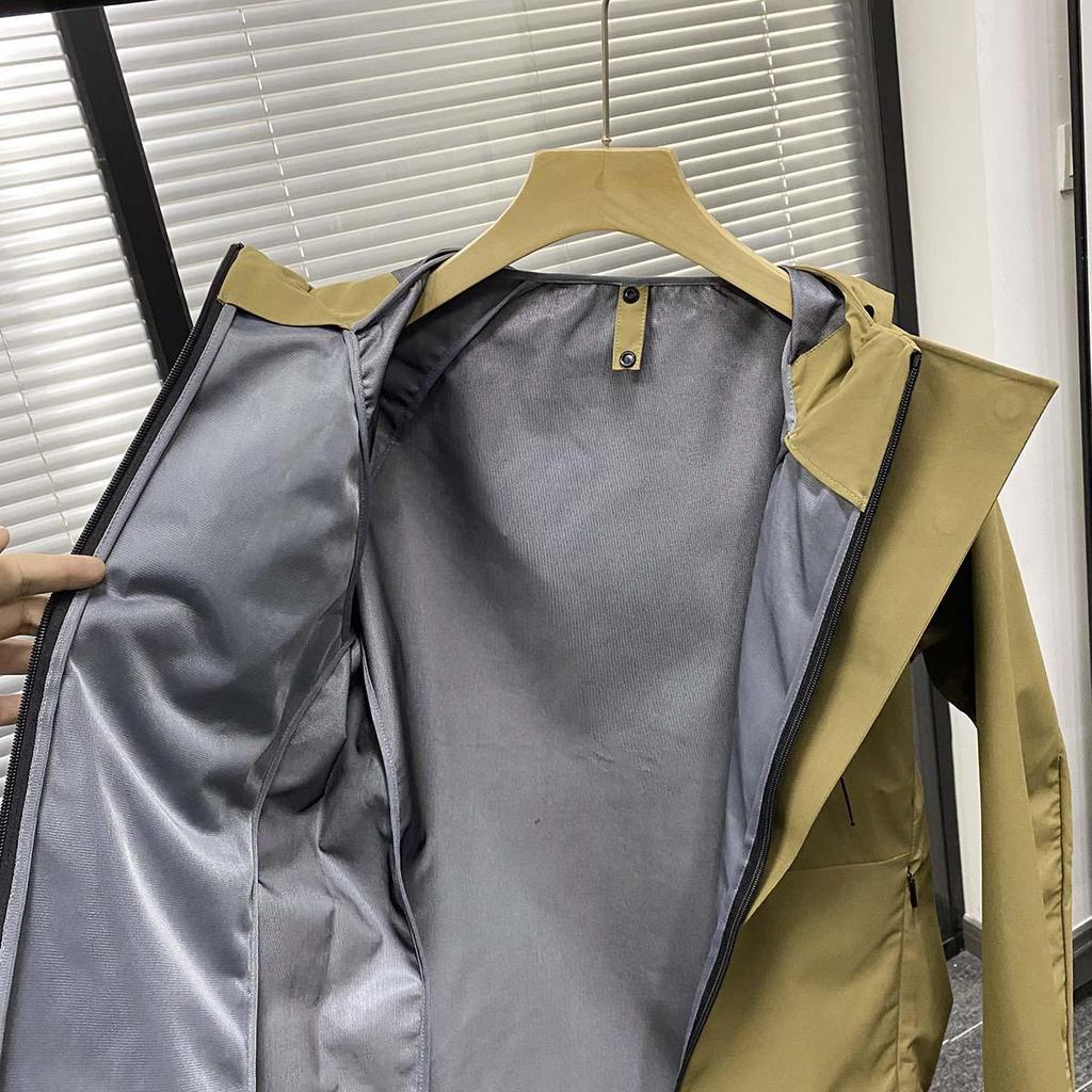 Men's Urban Tech Windproof Waterproof Softshell Jacket with 2K+ Magnetic Buckle for Spring/Autumn