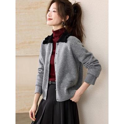 Mohan Yimei Pullover im französischen Stil mit Kontrastkragen
